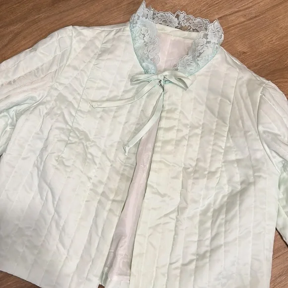 Vintage baby blue quilted jacket - Picture 2 of 4